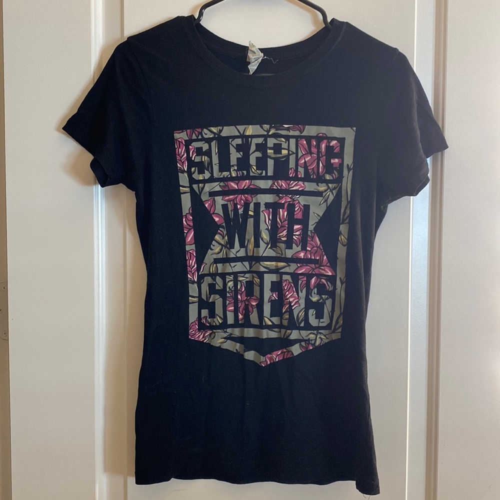 Sleeping with Sirens shirt